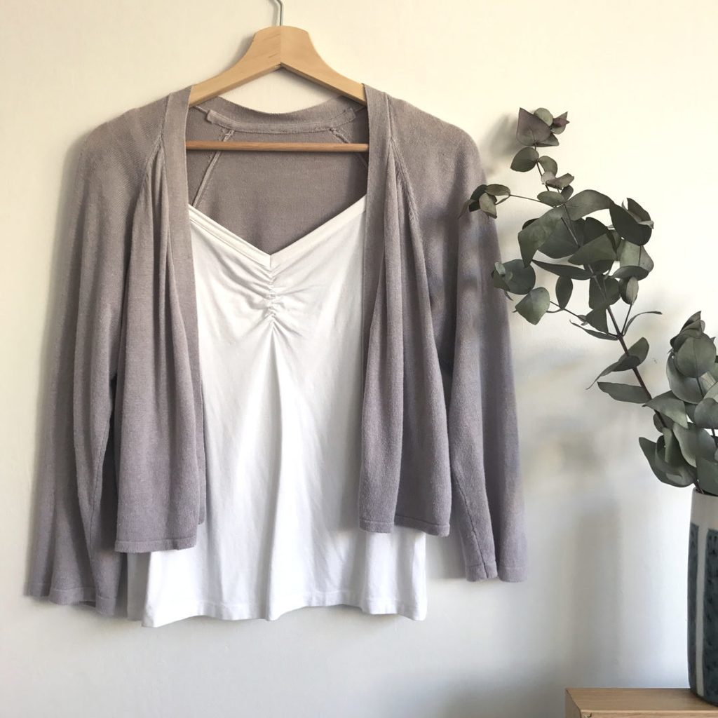 There are few strategies for dyeing